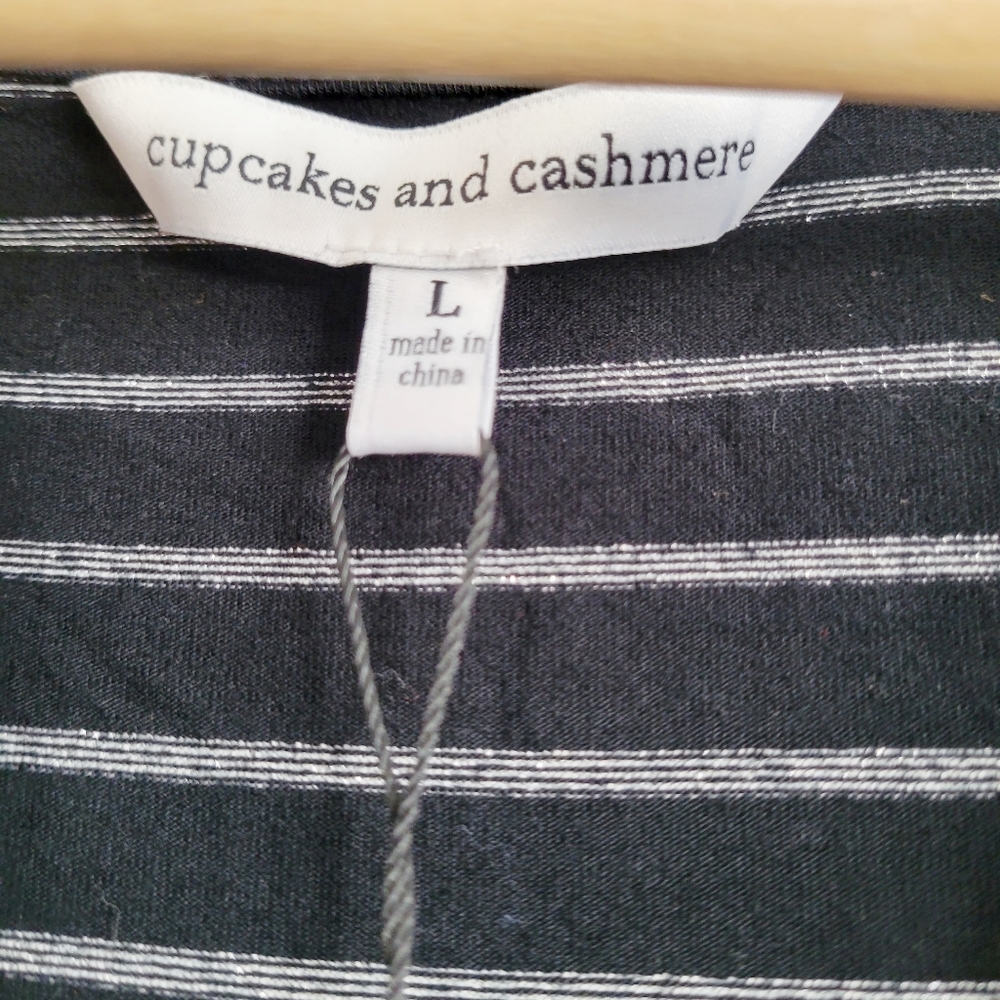 Cupcakes and Cashmere Black and Silver Blithe Bodysuit‎ - Picture 6 of 7